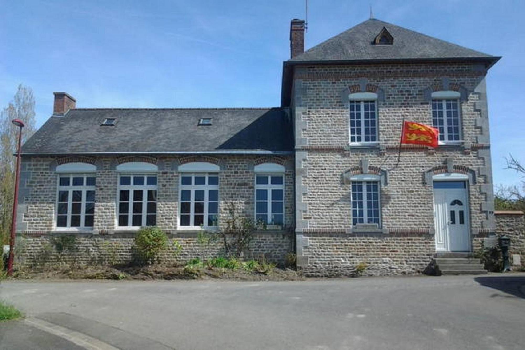Willa La Petite Ecole De La Baie Pontorson Zewnętrze zdjęcie
